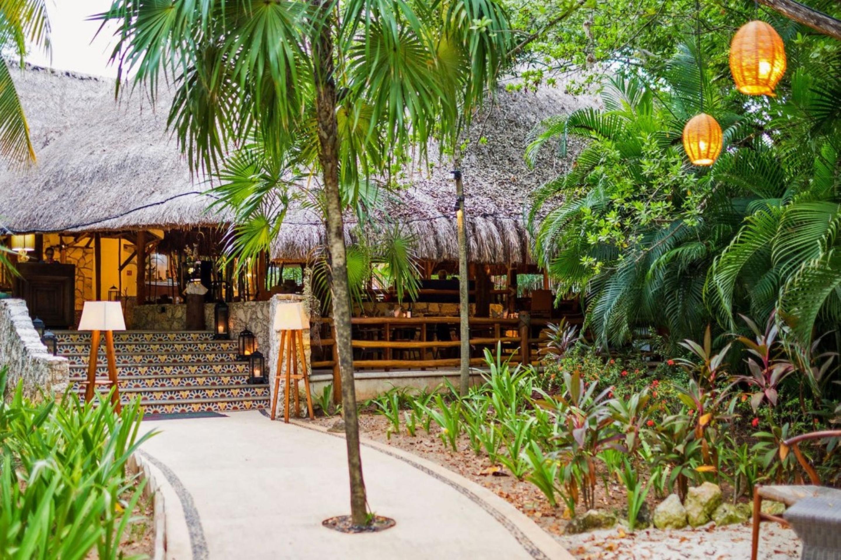 Mahekal Front Resort&spa