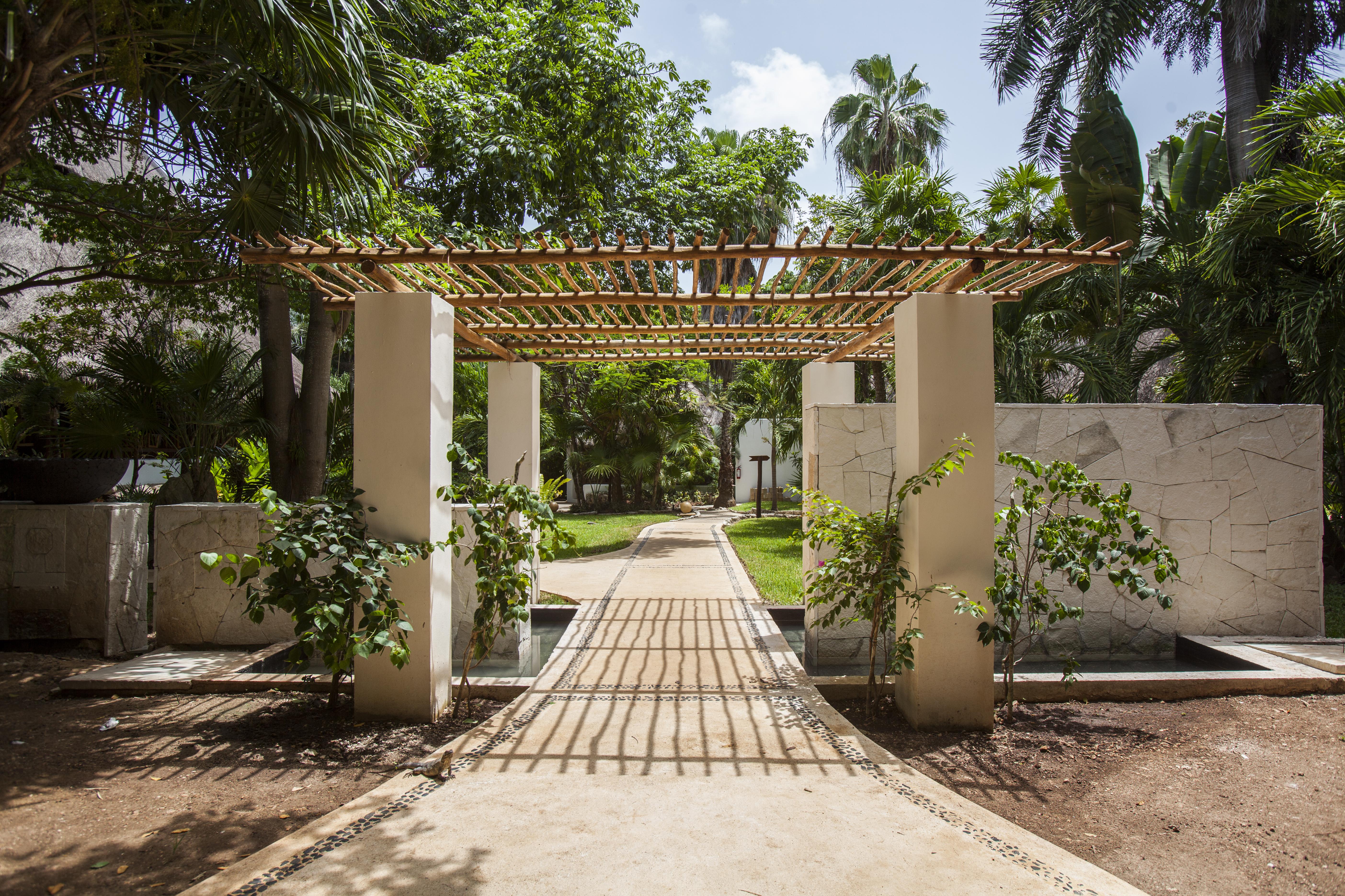 Mahekal Front Resort&spa